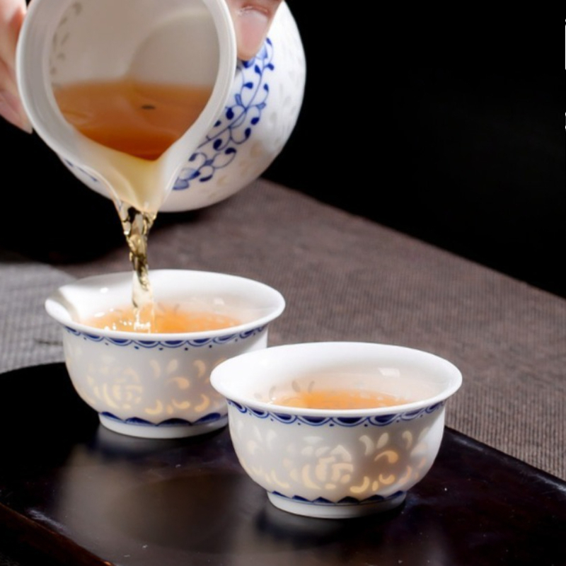 ถ้วยชาเซรามิกสีน้ำเงินขาวลายฉล - Coffee Tea Set Up บทวิจารณ์และราคา